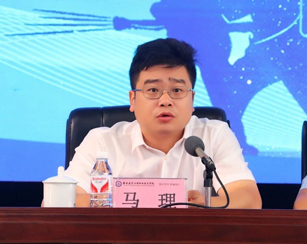 0X%GK`XMXH18@T6}DS@JF$F