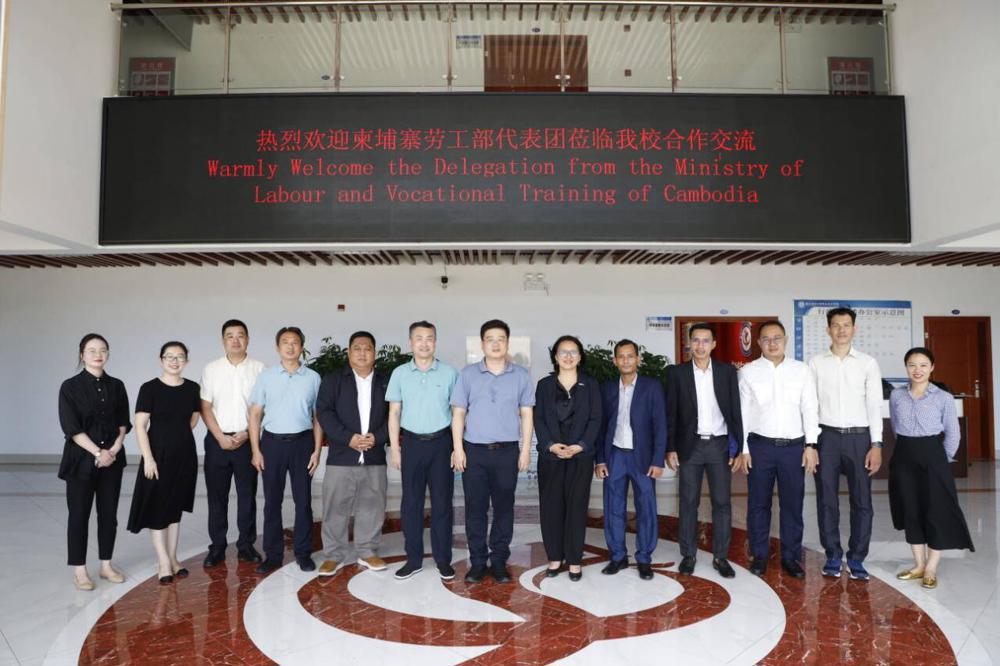 5b8cadaab32d171acaeb200dbdf85cfd_720