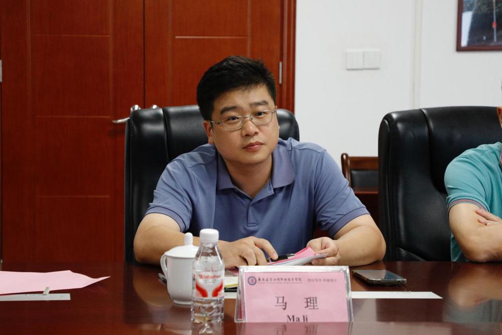 325067ECA26AF16238038EDB70468096