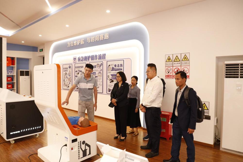 B30CFD70461BE3F3674CD68D6A8C794F