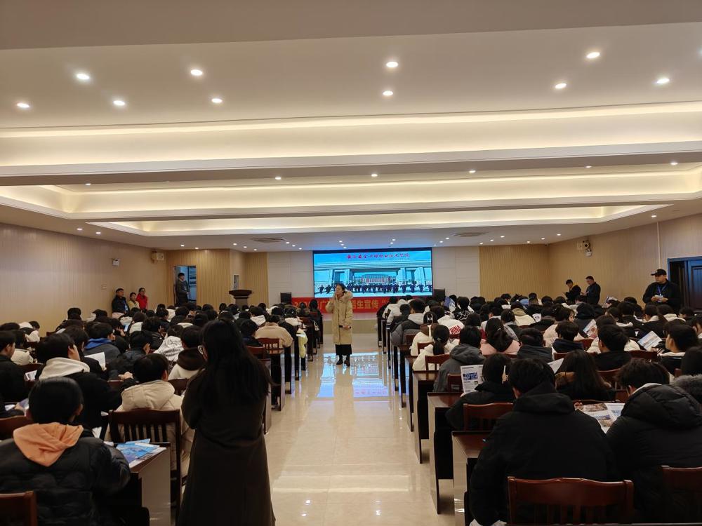 c66f7d9deb79208068795f71fc7ef23a